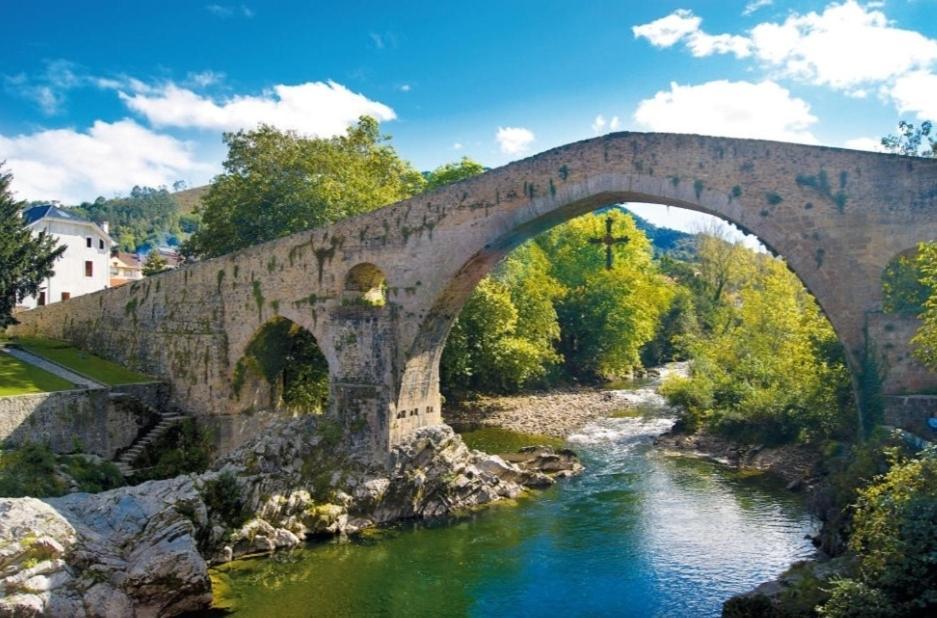 En El Sella Cangas de Onís Exterior foto